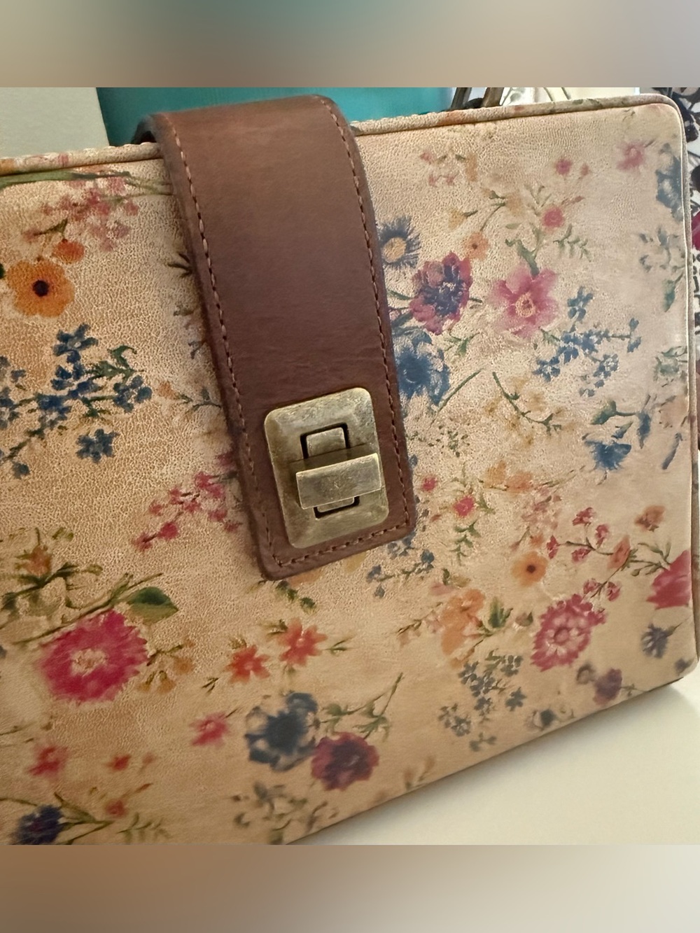 Patricia Nash EUC Prairie rose box Crossbody bag with dust bag authentic - Picture 5 of 16